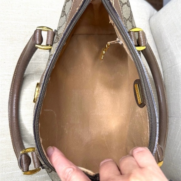 Authentic Vintage Gucci Boston Satchel Bag in Brown and Beige - Picture 13 of 16